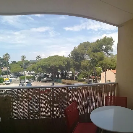 Climatise Sur Le Port De Apartment