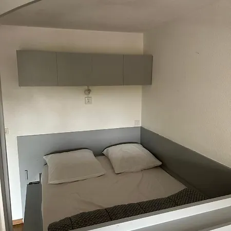 Climatise Sur Le Port De Appartement Hyères