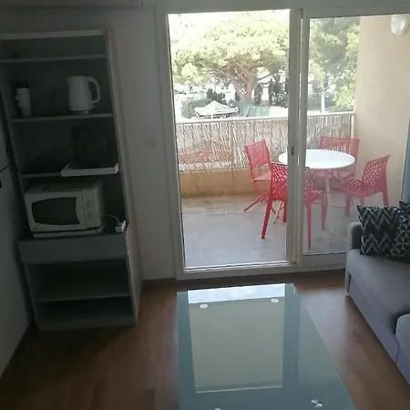 Appartement Climatise Sur Le Port De Hyères